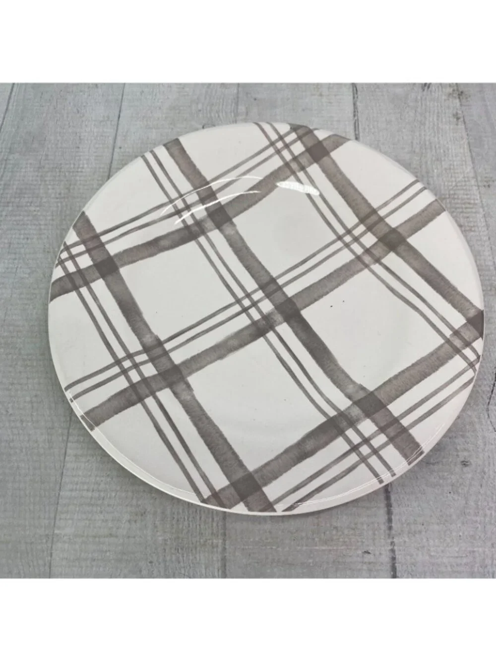 Pier 1 LINEN CHECK Gray Check Plaid Ironstone Round 9